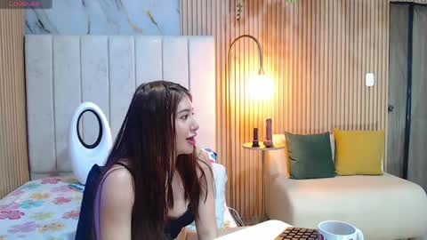 abigailowensss online show from 9, 6, 2026
