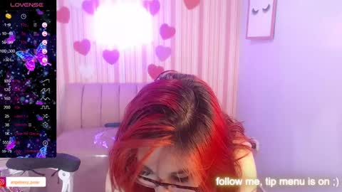 abril_ch_ online show from 21, 2, 2025