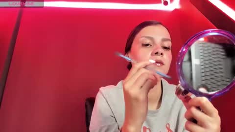 Abril jones online show from 5, 1, 2025