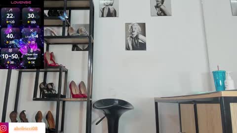 Snapshot of abril_ricci chatting on 29, 12, 2024 Abril online show from 29, 12, 2024