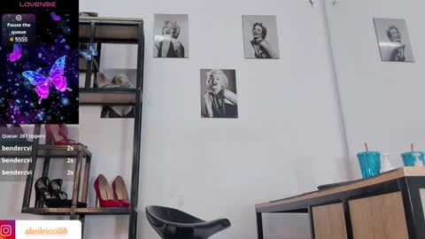 Snapshot of abril_ricci chatting on 29, 12, 2024 Abril online show from 29, 12, 2024