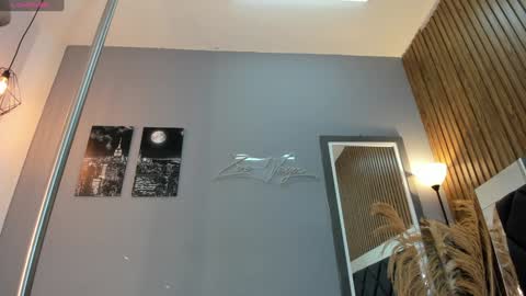 Snapshot of abril_ricci chatting on 9, 2, 2025 Abril online show from 9, 2, 2025