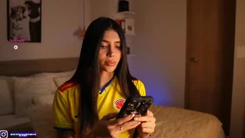 Snapshot of abril_w18 chatting on 23, 6, 2026 My name is Alexa. Please say hello I like to chat with you. If you have requests please use tip online show from 23, 6, 2026