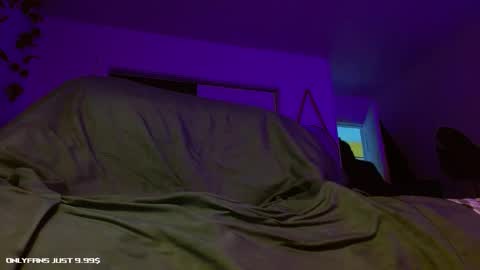 Achilles Woods online show from 28, 9, 2025