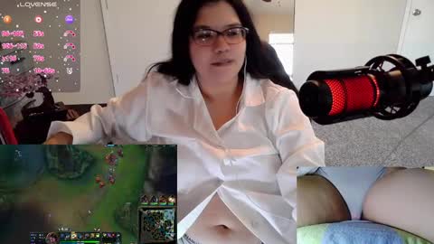 AChubbyGummy online show from 24, 4, 2026