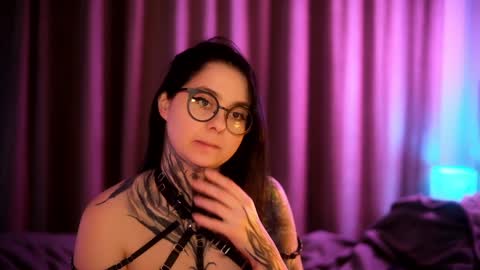 acid_pie online show from 25, 1, 2025