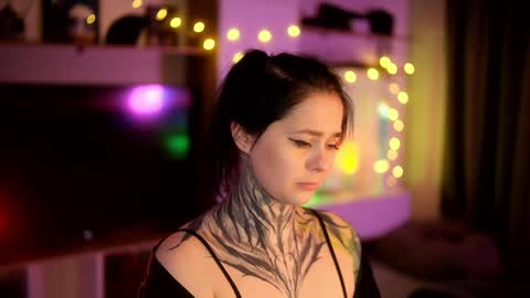 acid_pie online show from 1, 2, 2025