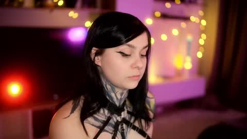 acid_pie online show from 6, 3, 2025