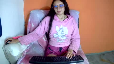 Ada naugthy28 online show from 18, 6, 2026