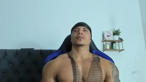 Snapshot of adam_boss chatting on 28, 7, 2026 adam boss online show from 28, 7, 2026