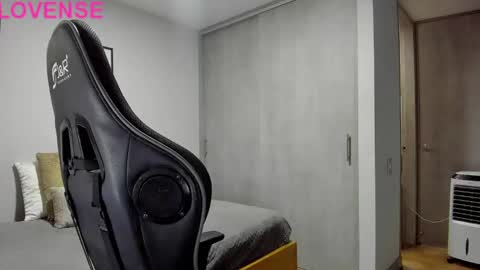 adam clarke online show from 19, 10, 2025