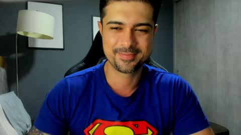 adam clarke online show from 21, 4, 2026