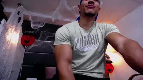 adam_fit19cm online show from 3, 11, 2025