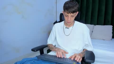 Adam online show from 5, 12, 2024