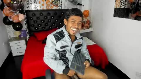 adam_morgan2 online show from 1, 11, 2025