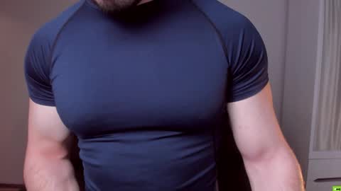 Snapshot of adam_muscle_ chatting on 4, 4, 2026 Adam online show from 4, 4, 2026