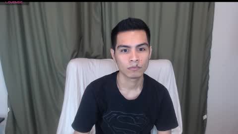 Snapshot of adam_sinclair chatting on 29, 10, 2025 adam_sinclair online show from 29, 10, 2025