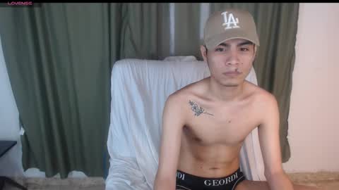 adam_sinclair online show from 4, 11, 2025