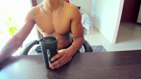 Adam Valencia online show from 23, 9, 2025