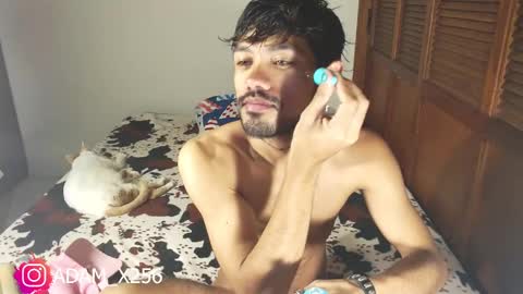 Snapshot of adam_x256 chatting on 4, 1, 2025 instagram adam x256 online show from 4, 1, 2025