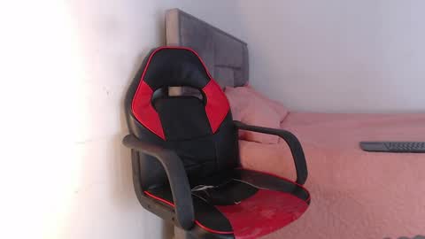 Hello guys excuse my absence I will be absent for several days for health reasons I hope you understand thank you very much. online show from 19, 4, 2026