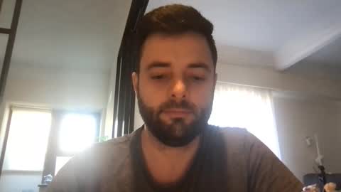 Snapshot of adamagreen99 chatting on 31, 3, 2026 Alberto online show from 31, 3, 2026