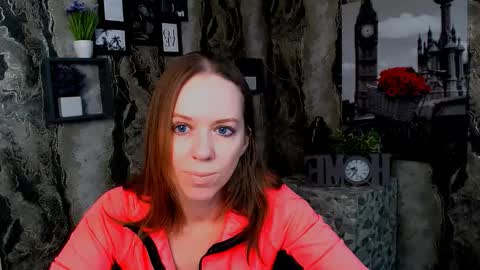 adamais_ online show from 25, 11, 2025