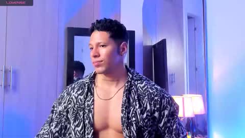 adambrocs1 online show from 12, 10, 2025