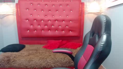 Snapshot of adamcoox chatting on 7, 1, 2025 Adam online show from 7, 1, 2025