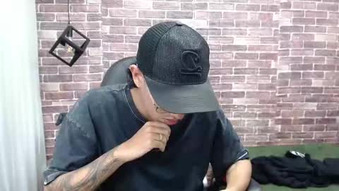 Snapshot of adamcoox chatting on 22, 2, 2025 Adam online show from 22, 2, 2025