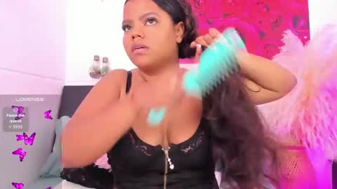 Cloe Adams  online show from 10, 11, 2025