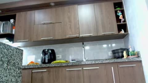 Snapshot of adan_eva960 chatting on 6, 1, 2025 eva online show from 6, 1, 2025