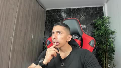 Snapshot of adan_sin1 chatting on 28, 5, 2026 Adan Sin online show from 28, 5, 2026