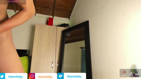 Snapshot of adanxbaby chatting on 21, 12, 2024 online show from 21, 12, 2024