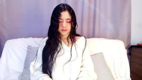  Adara Johnson  online show from 15, 10, 2025