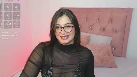 Snapshot of adara_lennox chatting on 6, 1, 2025 ADARA online show from 6, 1, 2025