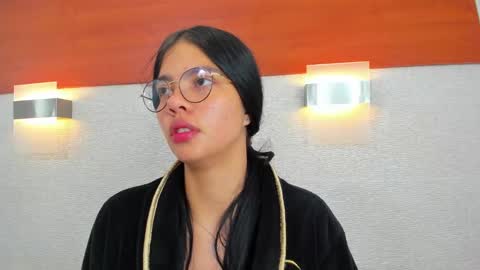 Snapshot of adara_scot chatting on 29, 9, 2025 adara scot online show from 29, 9, 2025