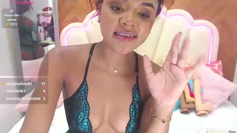 Snapshot of adarose_ chatting on 7, 6, 2026 adarose_ online show from 7, 6, 2026