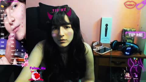 Addict Couple online show from 11, 12, 2024