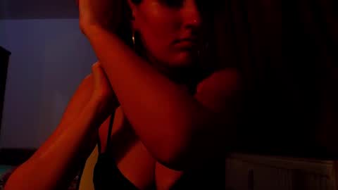 amy        online show from 27, 1, 2025