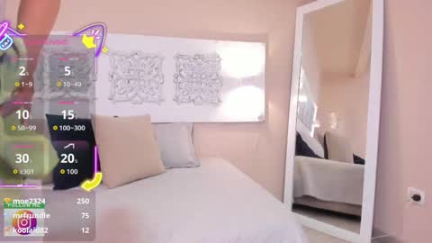 Adela Worsth online show from 13, 12, 2025