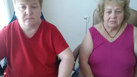 Snapshot of adelandsofia chatting on 23, 9, 2025 AdelAndSofia online show from 23, 9, 2025
