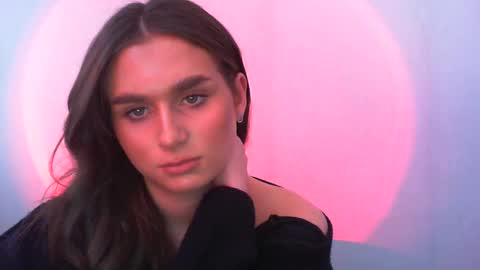 Adele Amore online show from 15, 2, 2025