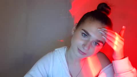 Adele Amore online show from 10, 3, 2025