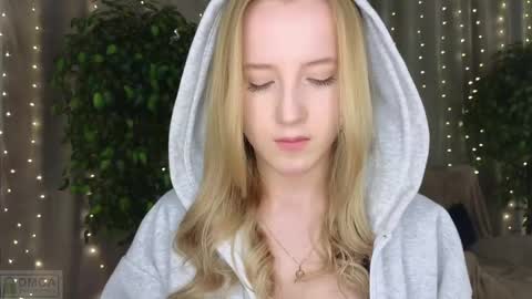 Adele online show from 16, 2, 2025