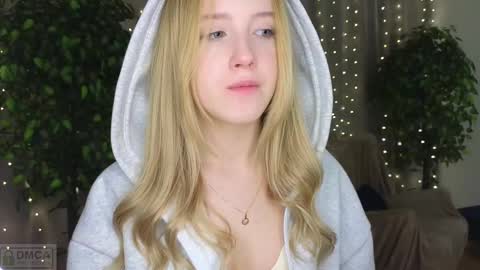 Adele online show from 28, 2, 2025