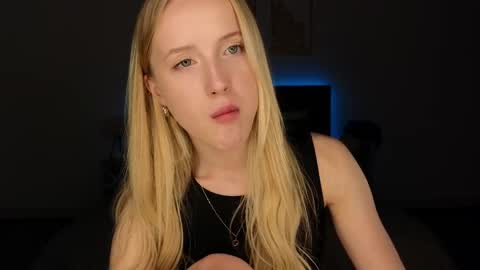 Snapshot of adele_armas chatting on 6, 6, 2026 Adele online show from 6, 6, 2026