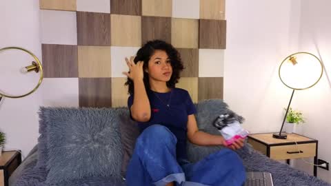 Andrea online show from 28, 1, 2025