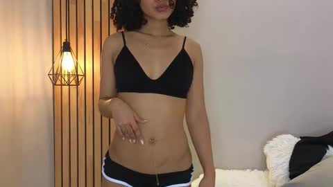 Andrea online show from 9, 3, 2025