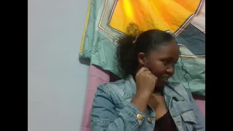 Snapshot of adelealy chatting on 25, 9, 2025 adelealy online show from 25, 9, 2025